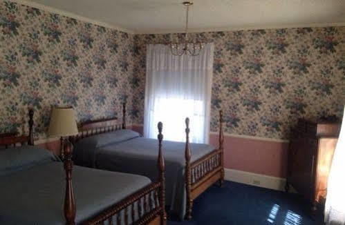 White Inn Fredonia Ngoại thất bức ảnh